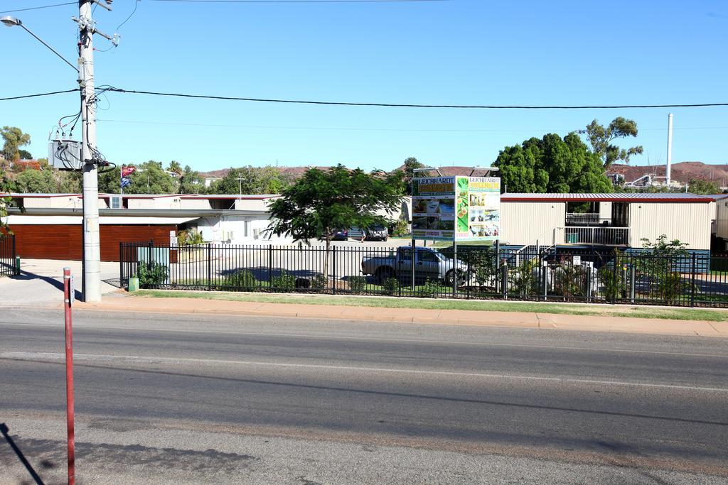 Leichhardt Accommodation Mount Isa Ngoại thất bức ảnh