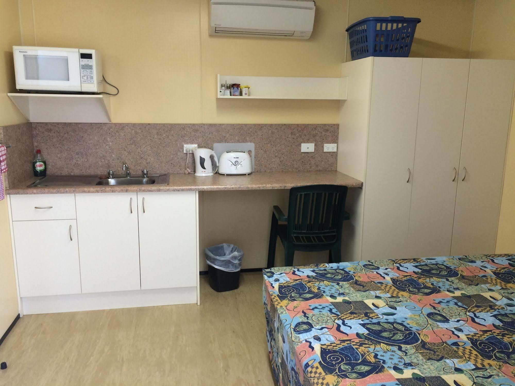 Leichhardt Accommodation Mount Isa Ngoại thất bức ảnh
